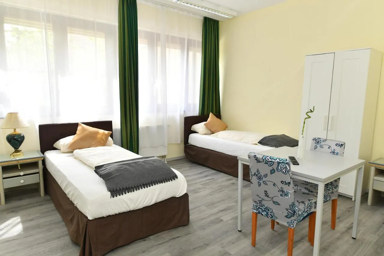 Messe Hotel Wanner Neuhausen auf den Fildern 3*,  Germany